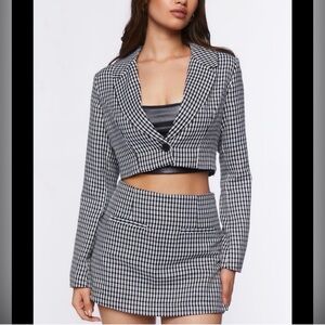 Forever 21 Black and White Houndstooth Blazer and Skort Set